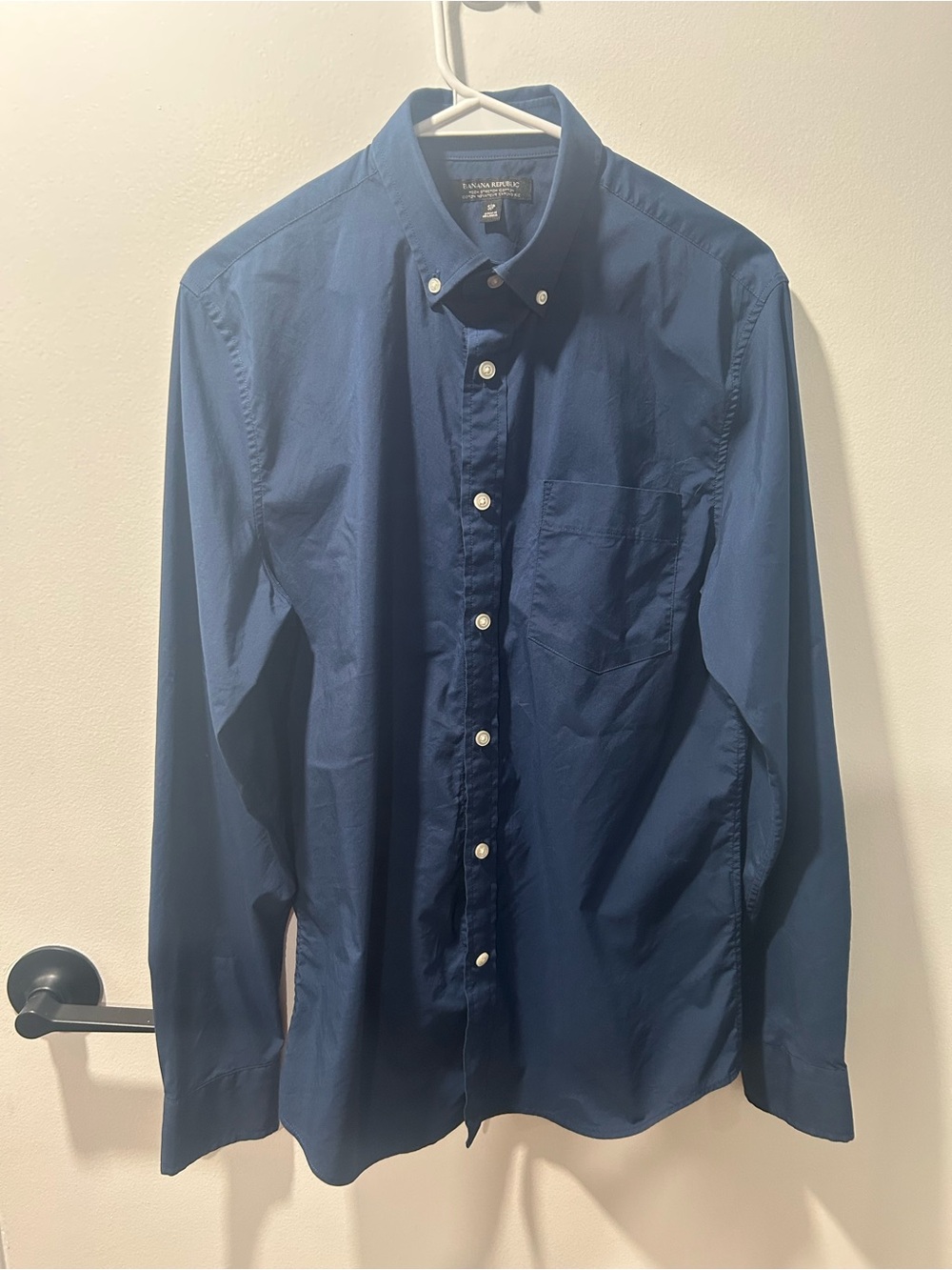 Banana Republic Men's Dark Navy Button-Down Shirt - Men’s S